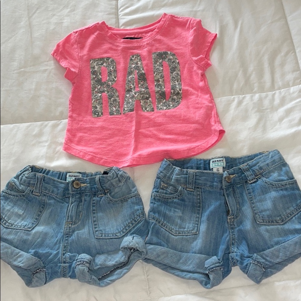 Size 5”4 girls shorts and t shirt